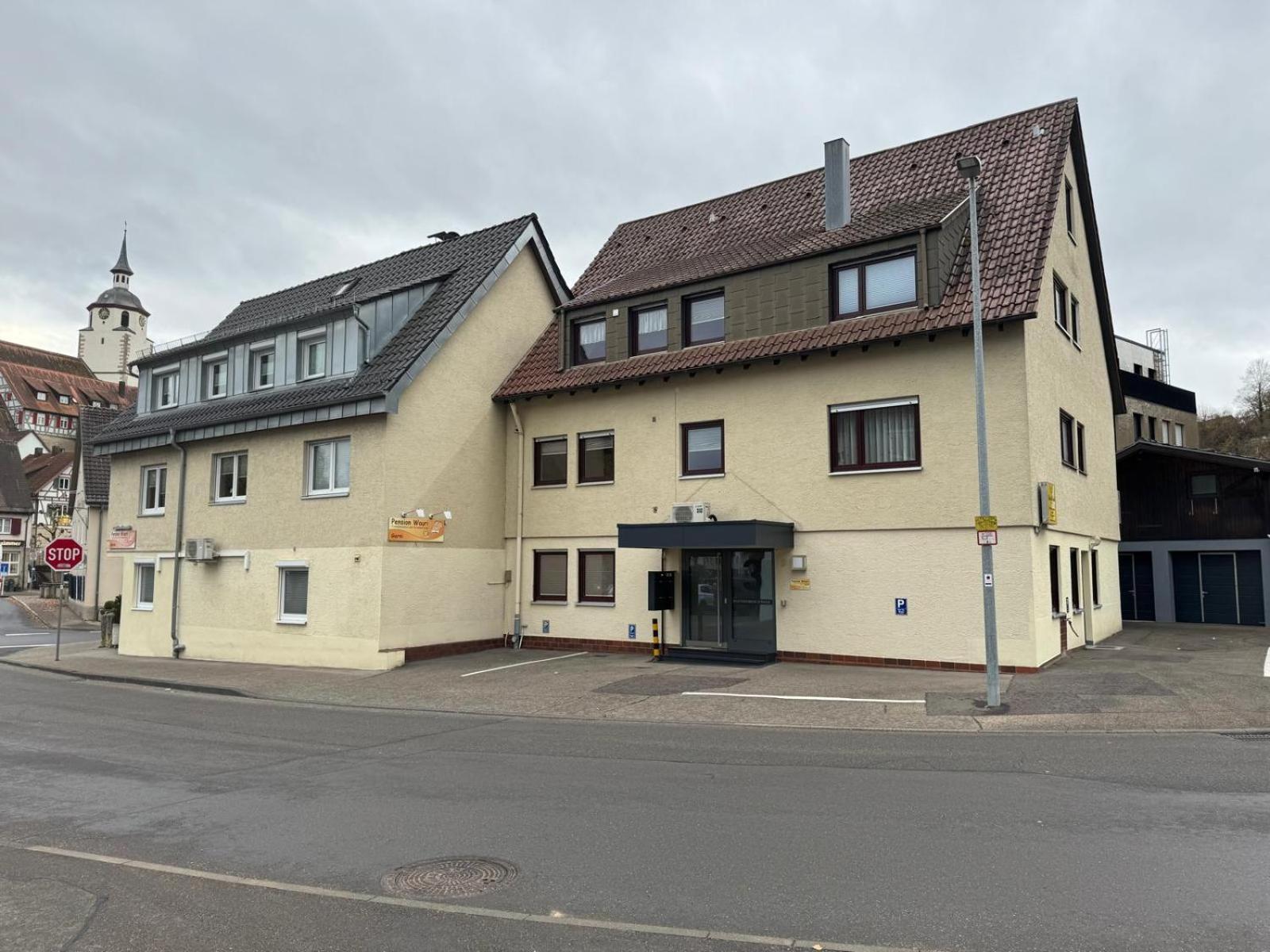 Pension Wauri , Ferienwohnung ' SCHWÄBISCHE ALB ' , Mansarden - Wohnung Waldenbuch Exterior foto